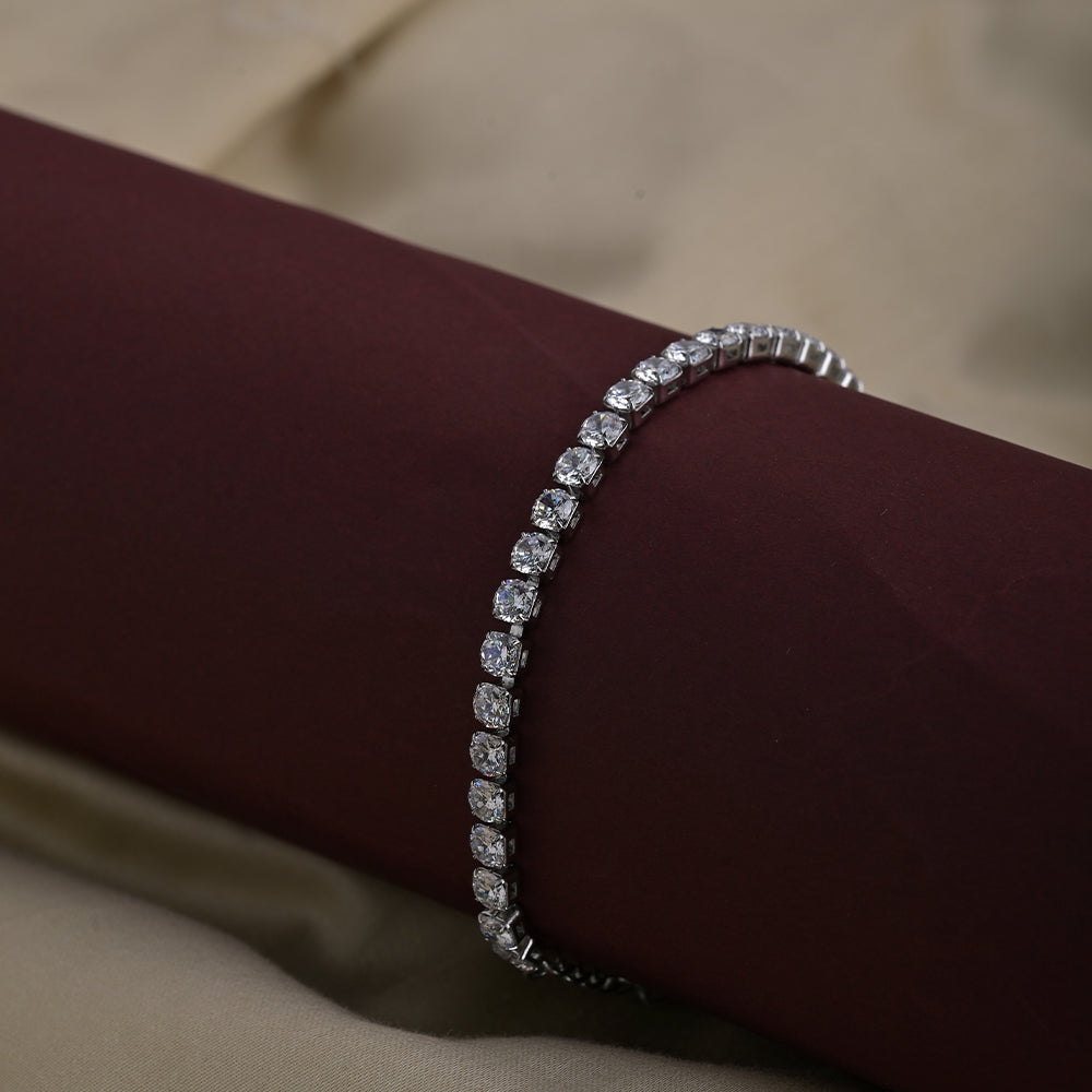 Affair Tennis Bracelet — Gold