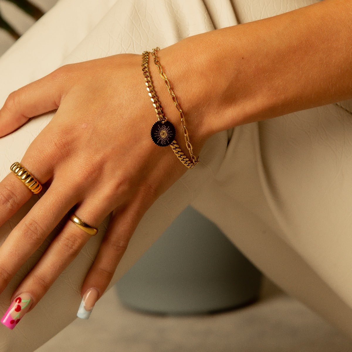 Band Ring Anatômica — 18k Gold