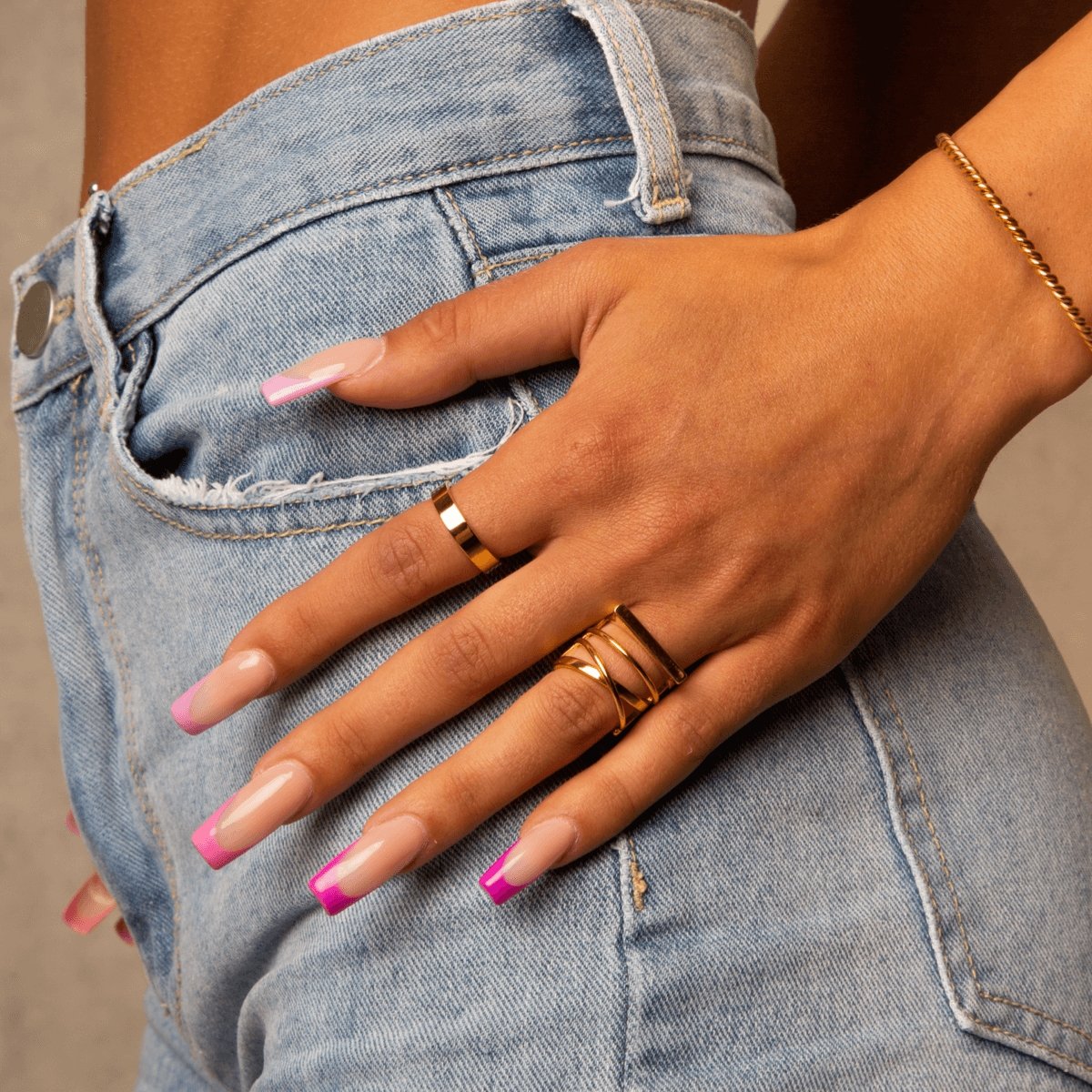 Band Ring Square Anatômica — 18k Gold