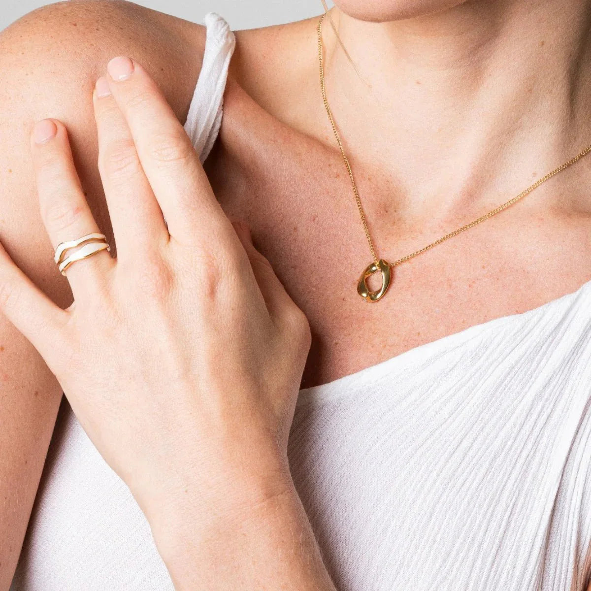 Abstrato Madrepérola Adjustable Banho em Gold Ring — 18k Gold