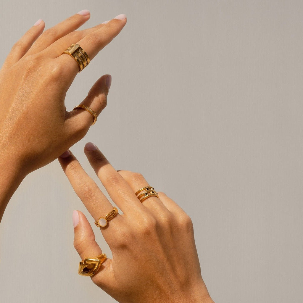 Adjustable Melina Ring — 18k Gold