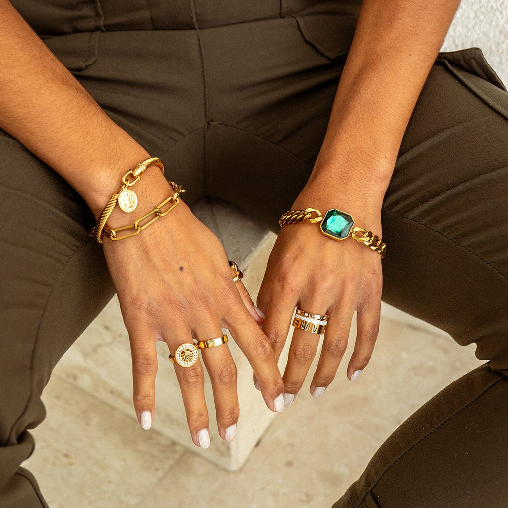 Triple Band Roman Numeral Ring — 18k Gold