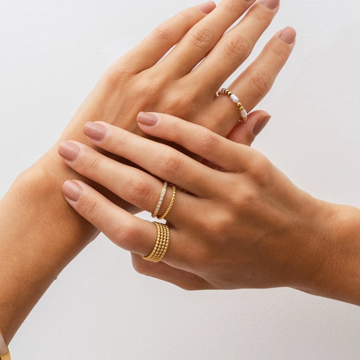 Aurora Crystal Ring — 18k Gold