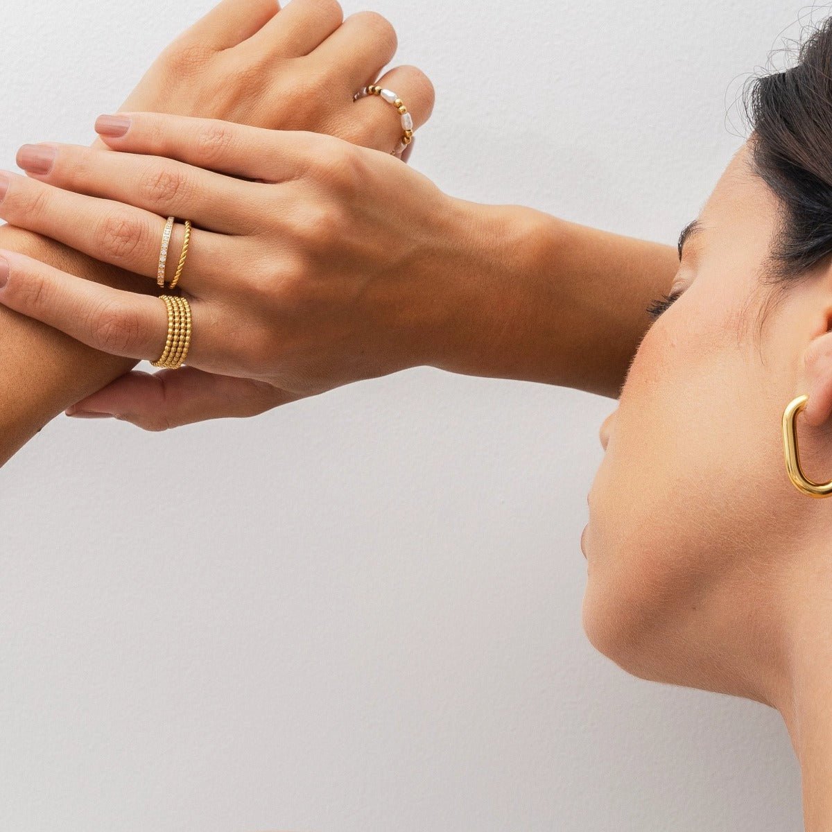 Aurora Crystal Ring — 18k Gold