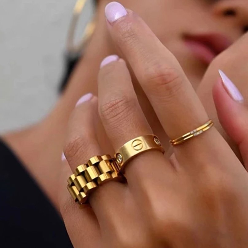 Beauty Wide Link Minimalist Ring — 18k Gold
