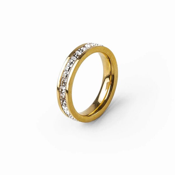 Sparkling Ring — 18k Gold