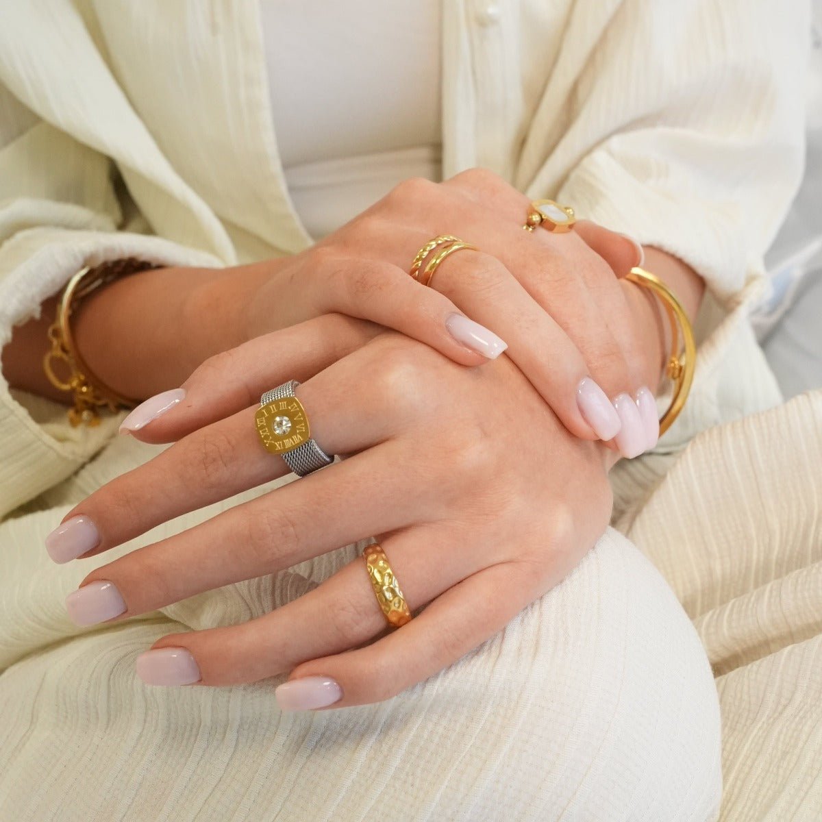 Textura Lunar Ring — 18k Gold