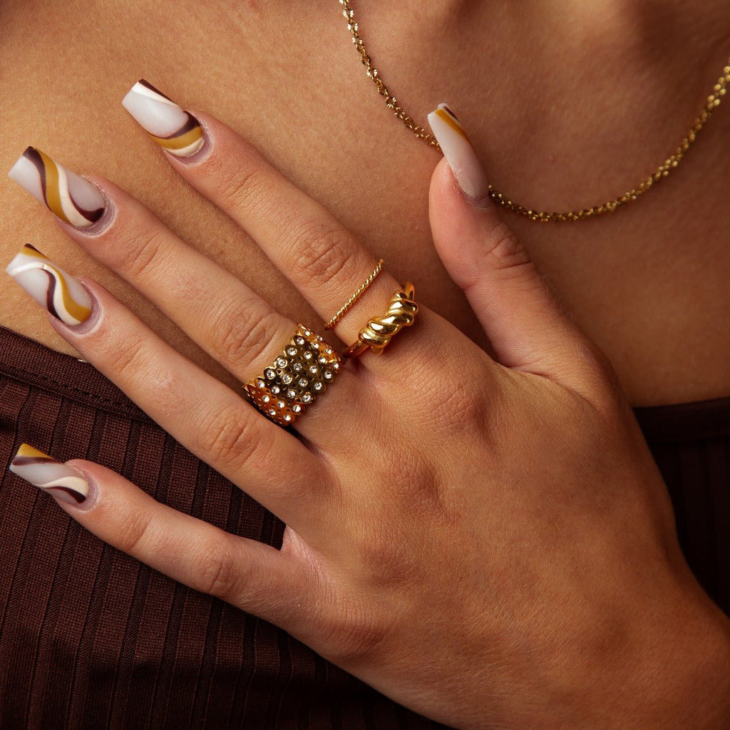 Twist Ring — 18k Gold
