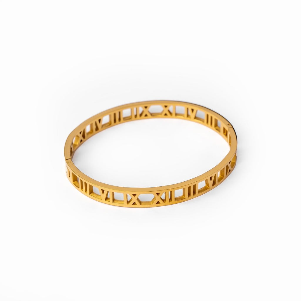 Numeral Roman Bangle — 18k Gold