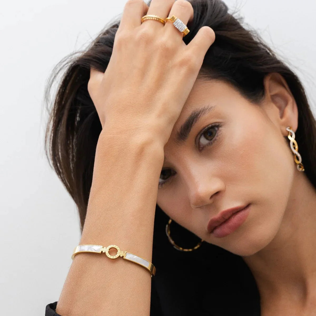 Aura Bangle — 18k Gold