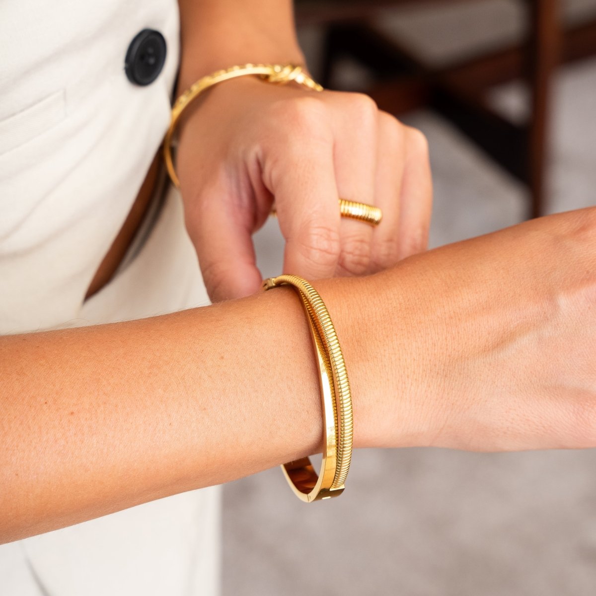 Double Harmonia Bangle — 18k Gold