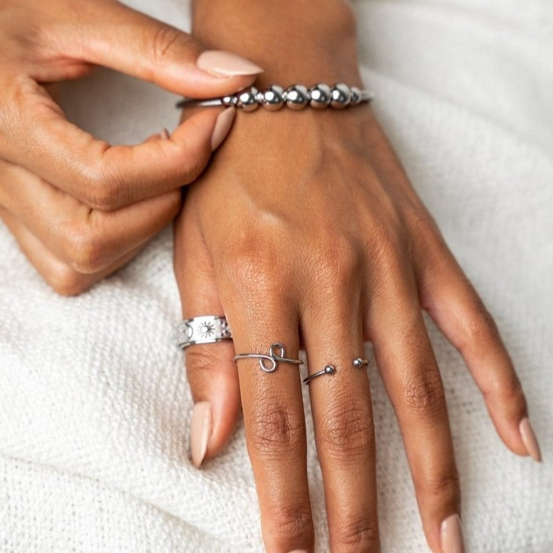 Anti-stress Adjustable Sphere Bangle — Silver