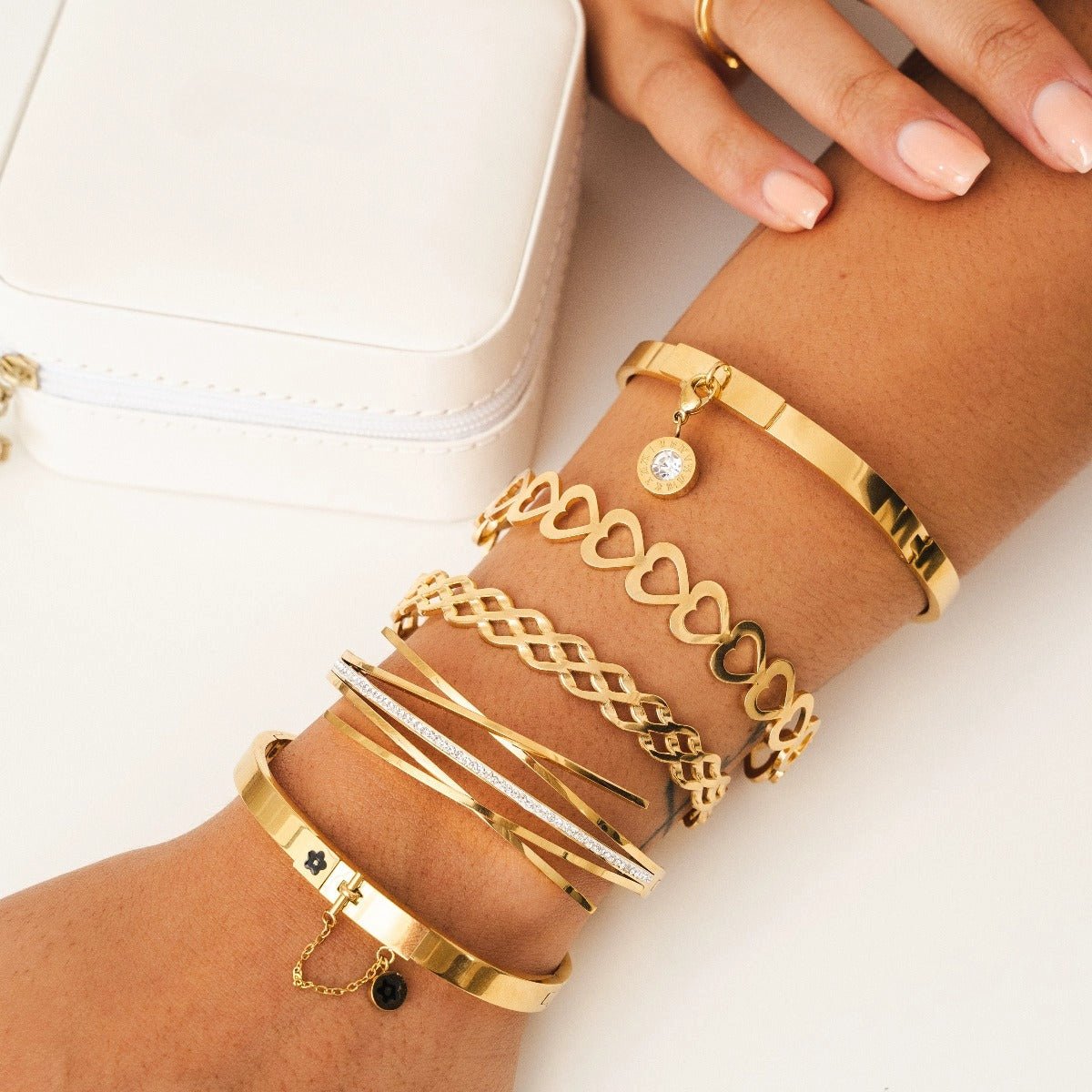 Florence Crystal Bangle — 18k Gold