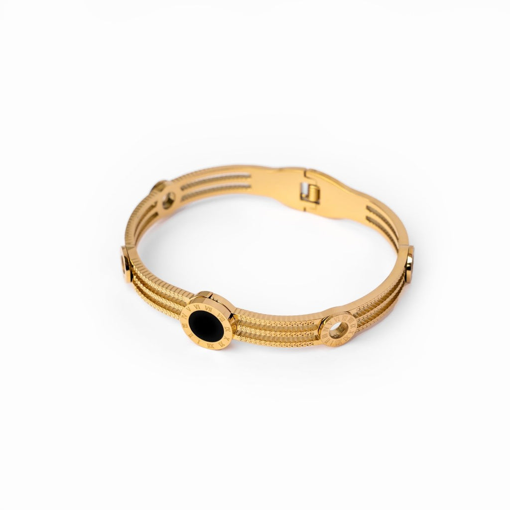 Triple Onyx Bangle — 18k Gold