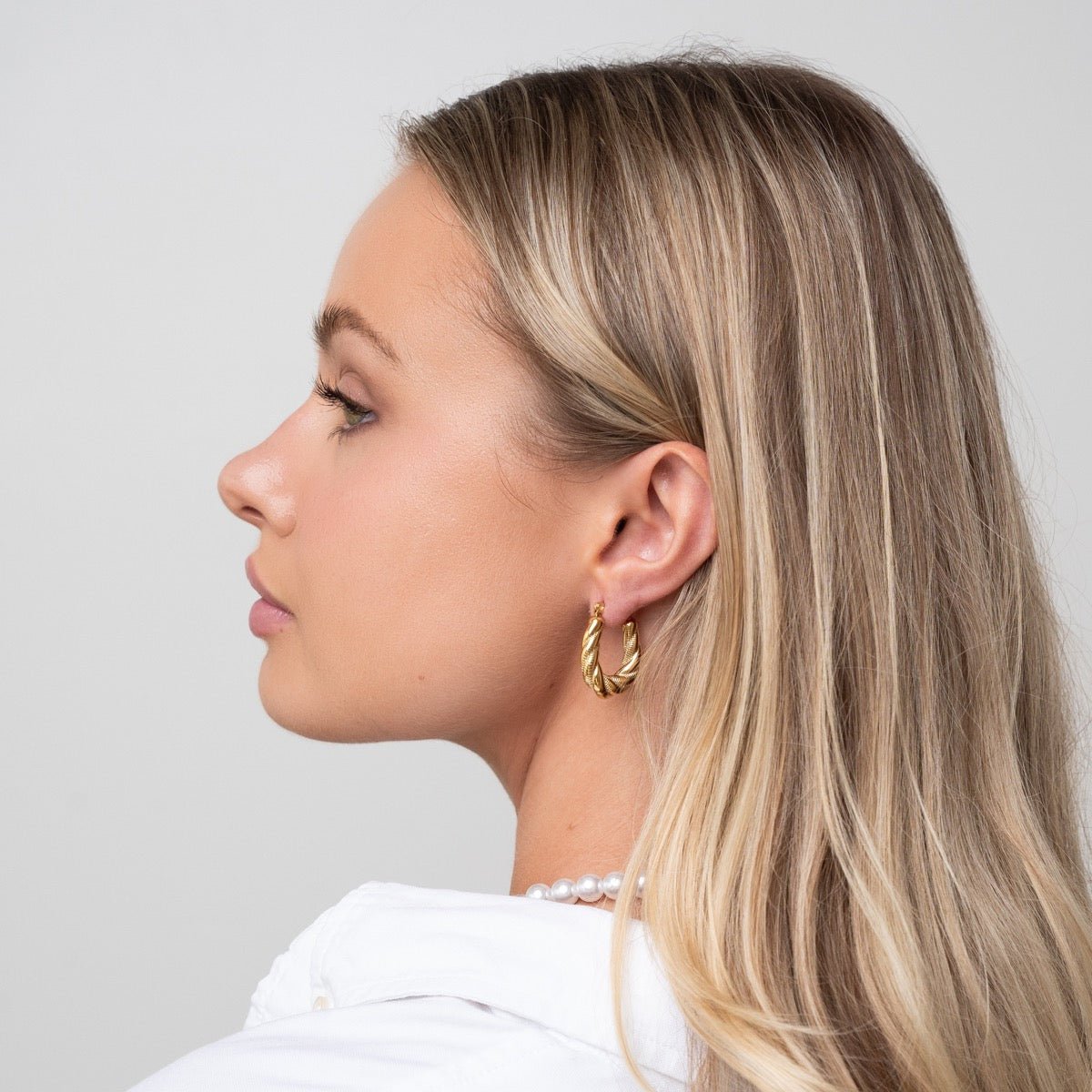 Hoop Twisted Earrings — 18k Gold