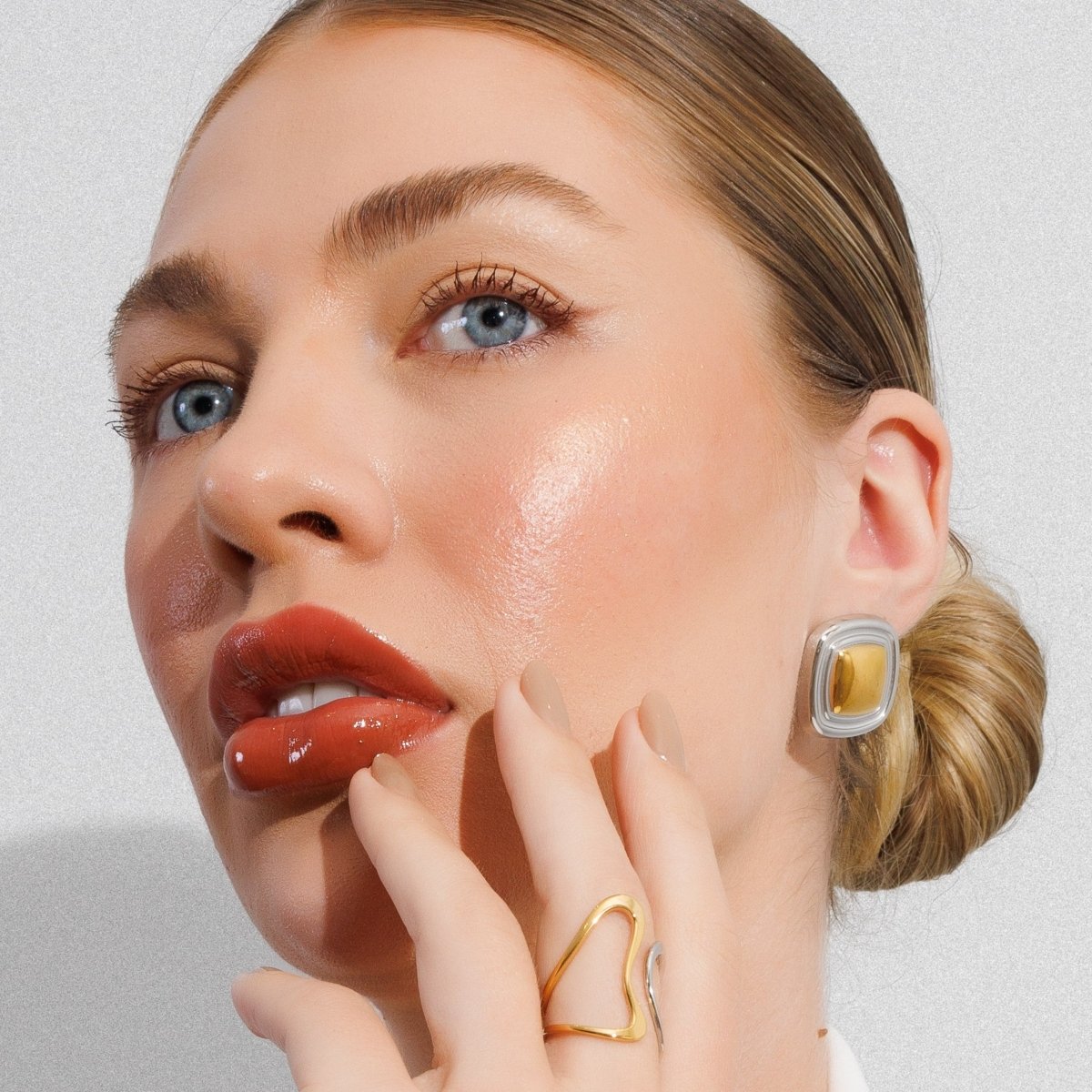 Square Lumière with Mix Banhos Gold & Earrings — Silver