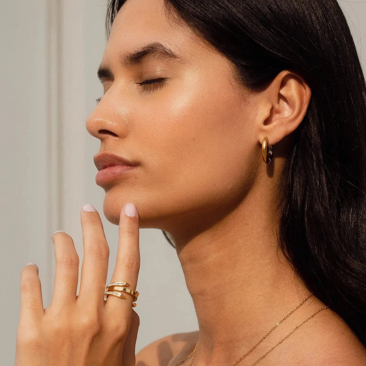 Hoop Contraste Earrings — 18k Gold