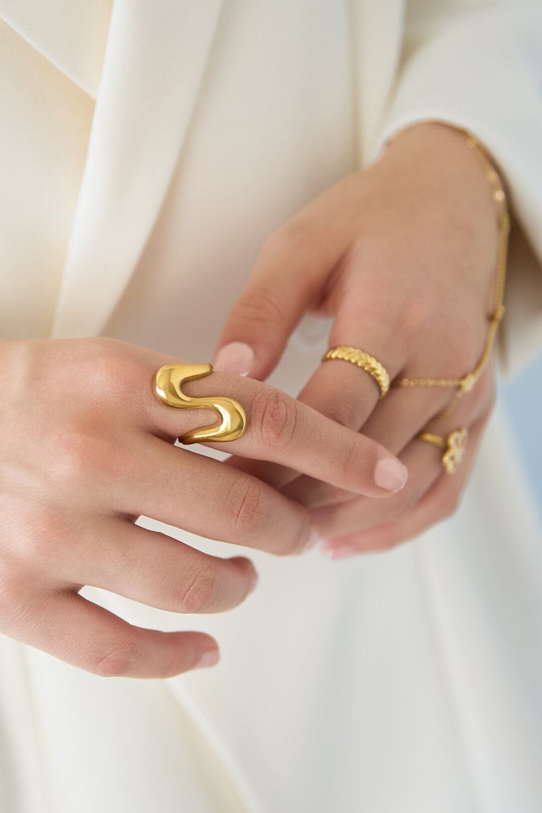 Wave Adjustable Ring — Gold