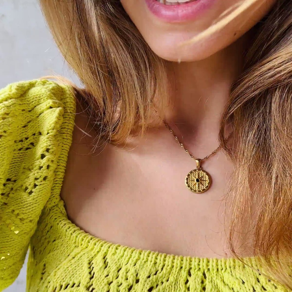 Compass Star Necklace — 18k Gold
