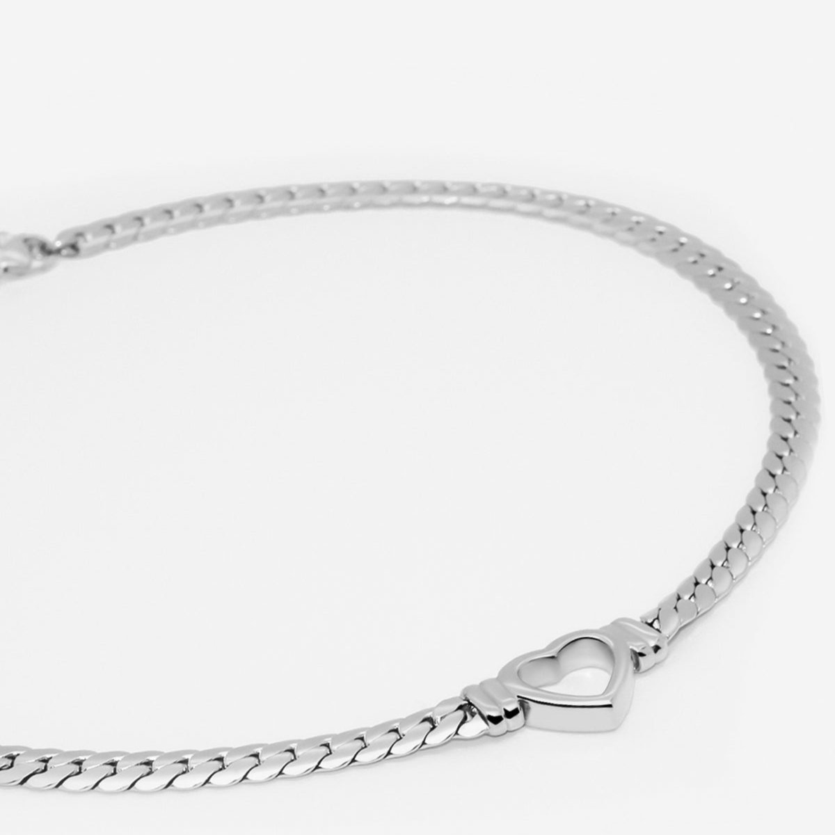 Heart Minimalist Necklace — Silver