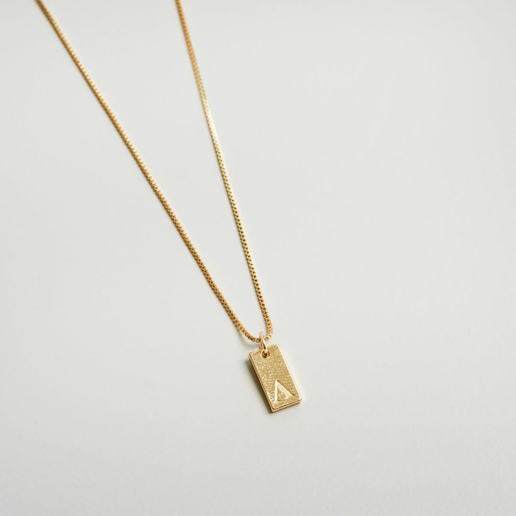 Initial Letter Minimal Necklace — 18k Gold