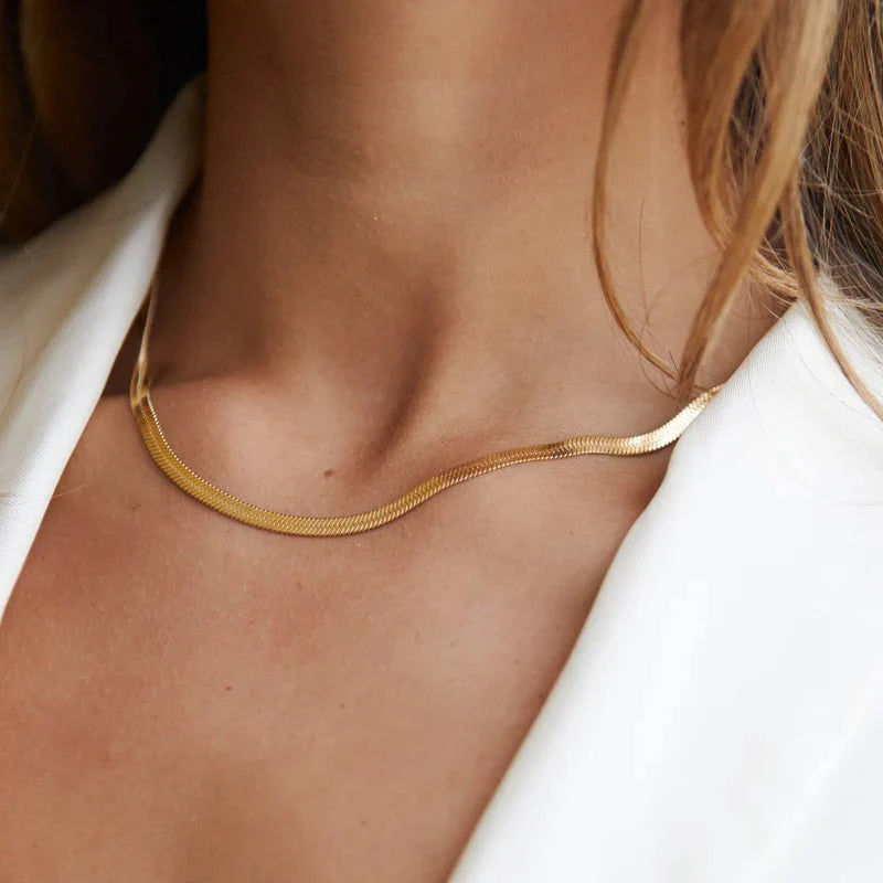 Snake Gold Necklace — 18k Gold