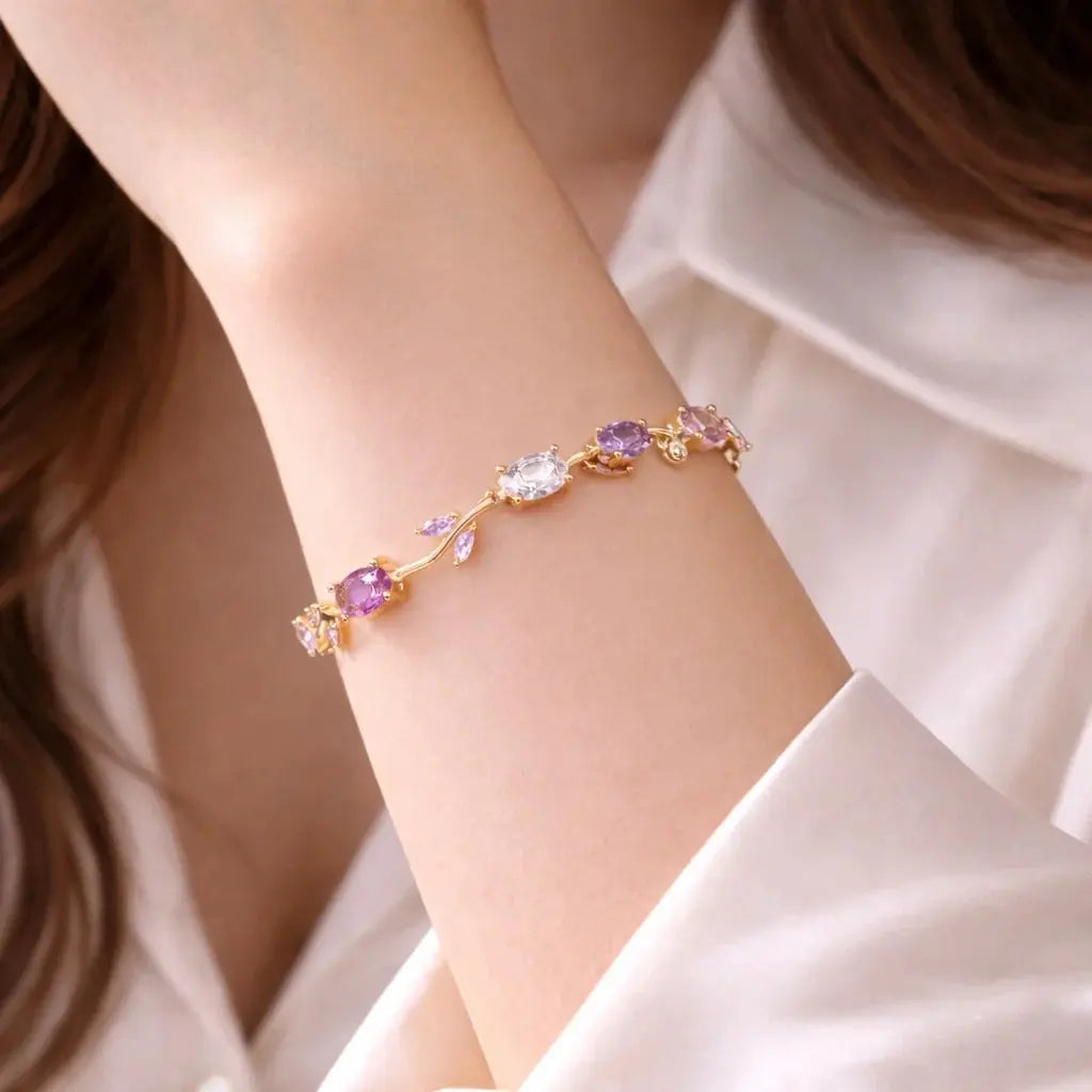 Tulip Vine Bracelet — 18k Gold