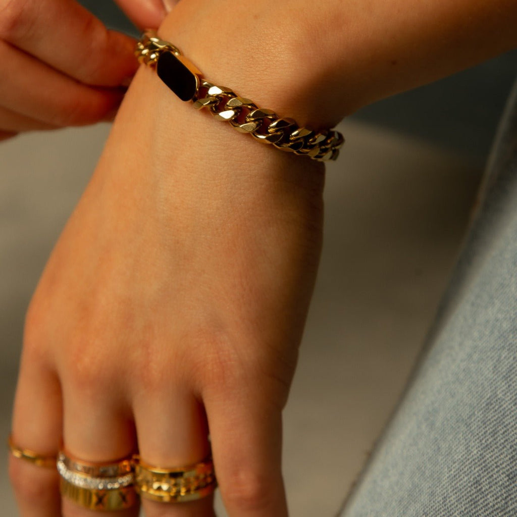 Retangular Bracelet — 18k Gold