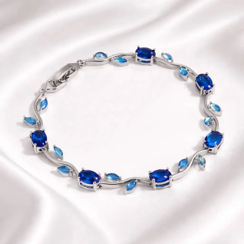Tulip Vine Bracelet — 18k Gold